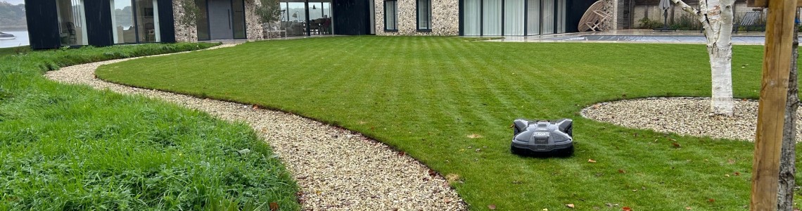 Wire free robotic mowing