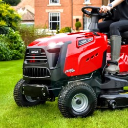 COBRA LT112HR2L - Hydrostatic 44" Lawn Tractor V-Twin engine