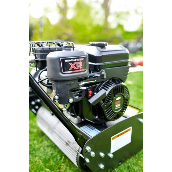COBRA Fortis 17B - 17" cylinder lawnmower powered by a Briggs & Stratton engine 