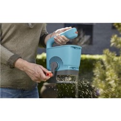 Gardena Hand-held Spreader M Gardena Hand-held Spreader M