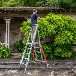 Henchman All Terrain Telescopic Platform (3 Step)