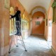 Henchman 6ft One Adjustable Leg Platform Tripod Ladder
