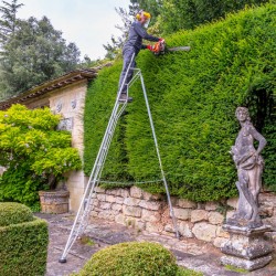 Henchman 12ft One Adjustable Leg Platform Tripod Ladder