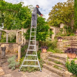 Henchman 12ft Professional Three Adjustable Leg Platform Tripod Ladder