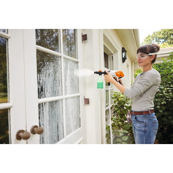 STIHL RCA 20 - Cordless handheld pressure washer (AS System) STIHL RCA 20 - Cordless handheld pressure washer (AS System)